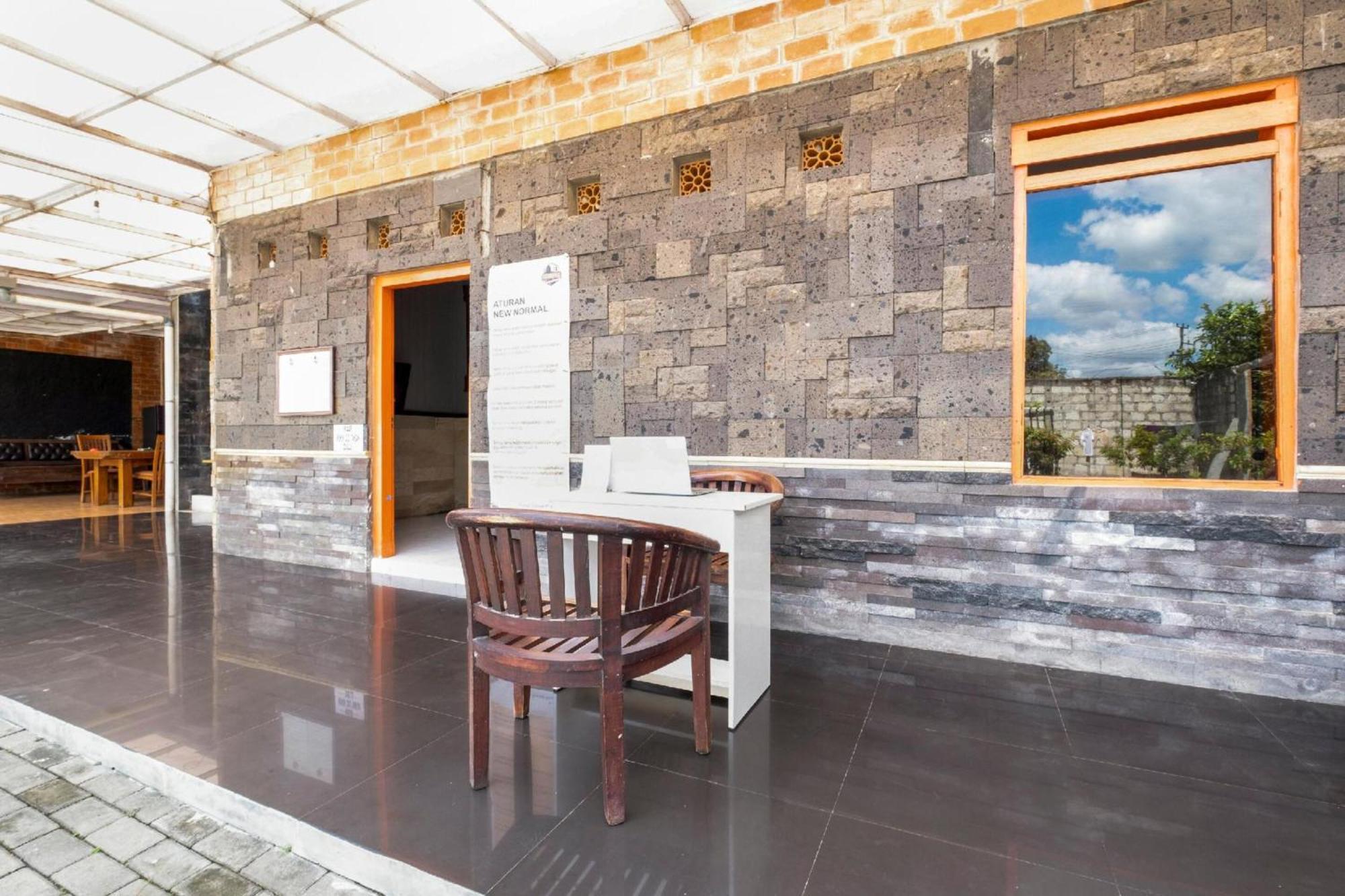 Hotel O Prambanan Near Prambanan Temple Buitenkant foto
