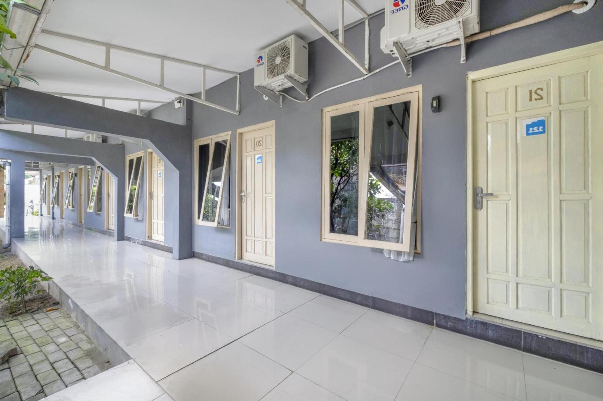 Hotel O Prambanan Near Prambanan Temple Buitenkant foto